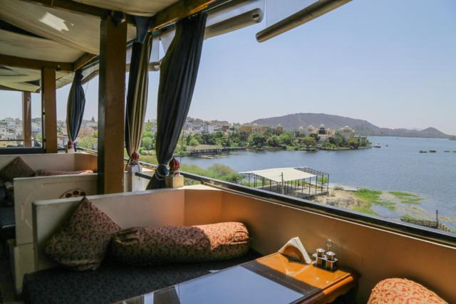 Hotel Sargam Sadan Udajpur Zewnętrze zdjęcie