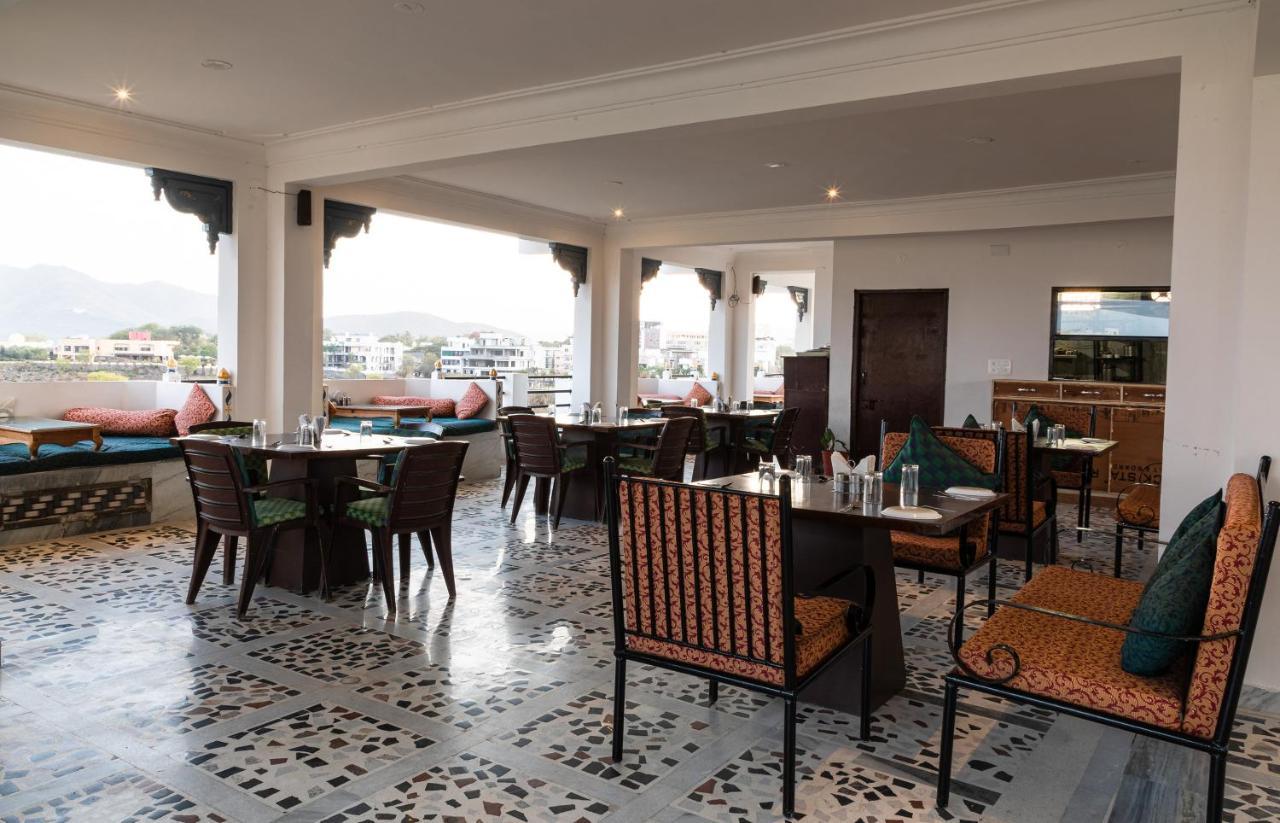 Hotel Sargam Sadan Udajpur Zewnętrze zdjęcie
