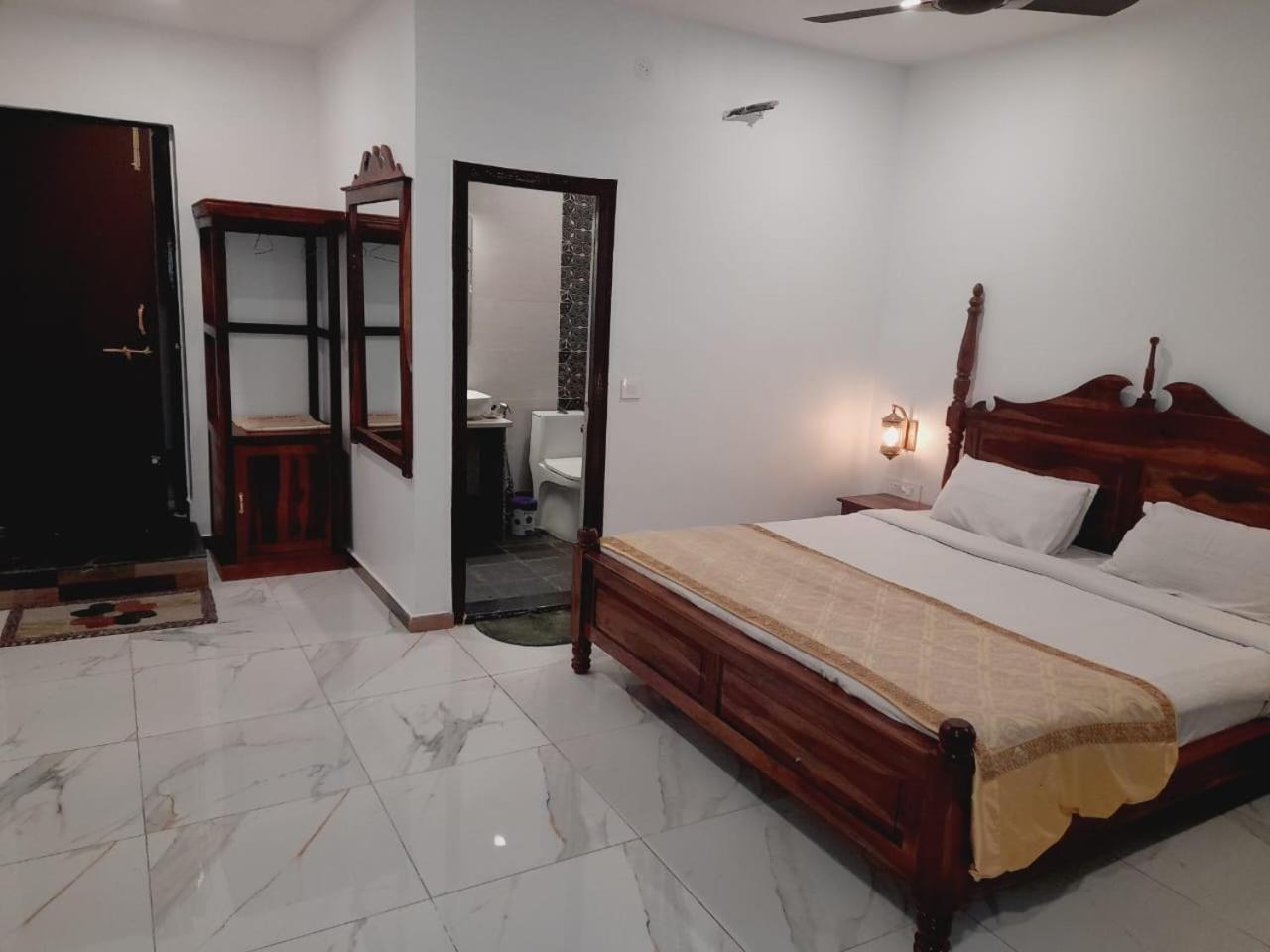Hotel Sargam Sadan Udajpur Zewnętrze zdjęcie
