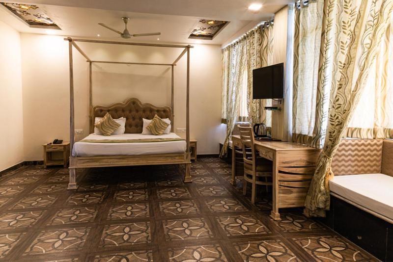 Hotel Sargam Sadan Udajpur Zewnętrze zdjęcie